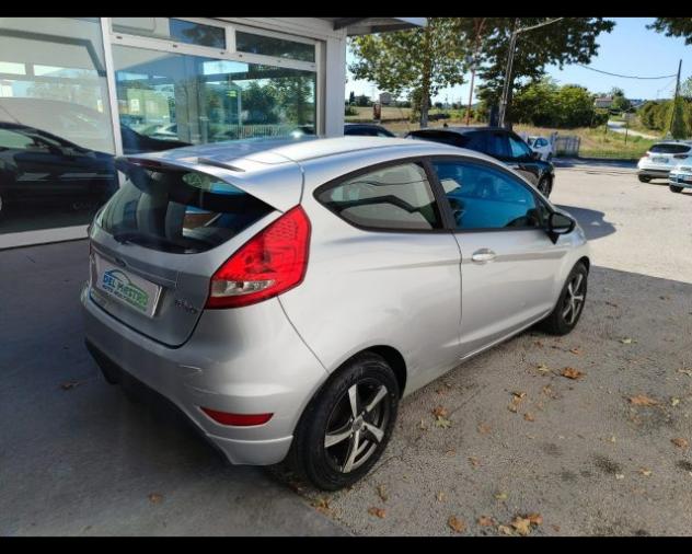FORD Fiesta + 1.4 TDCi 68CV 3 porte rif. 24107917 - Foto 7