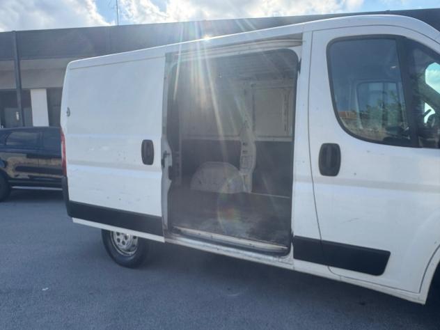Citroen Jumper 2.0BlueHDi 130 Passo medio con porta laterale - Foto 8