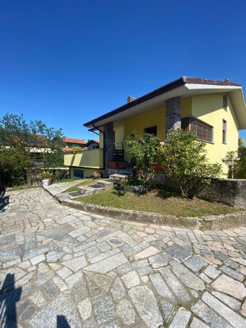 Golasecca - villa singola con ampio giardino - Foto 2