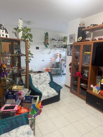 BOTTEGA VENDESI APPARTAMENTO CON DUE CAMERE E GARAGE DOPPIO - Foto 7