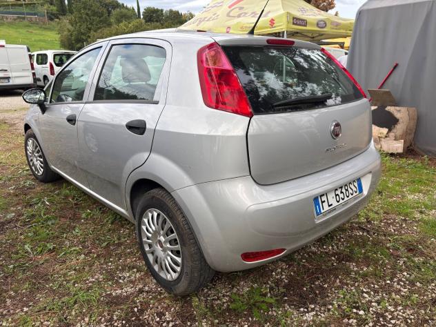 Fiat Punto 1.3 MJT II S&S 95 CV 5 porte Street - Foto 4