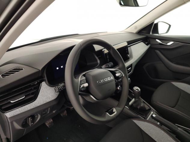 Škoda Kamiq 1.0 TSI 85KW BLACK DOTS - Foto 8