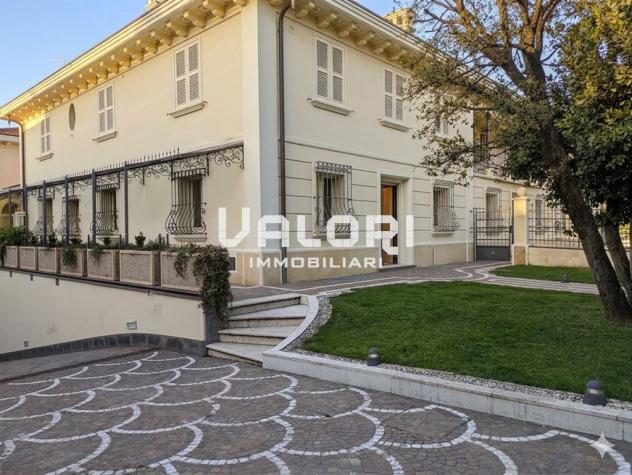 Elegante Residenza Indipendente in Via Firenze a Faenza - Foto 2
