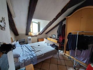 AFFITTASI BILOCALE SAN SALVARIO