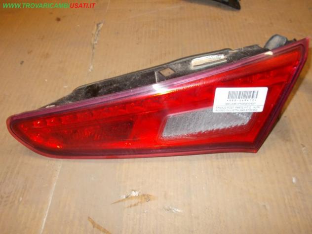 FANALE POST. PARTE INT. D. ALFA ROMEO GIULIETTA (940-X7/5Y/6Q) Parti elettriche Fanaleria Fanali Fanale post. sx. ALFA ROMEO - GIULIETTA - 01-03-2