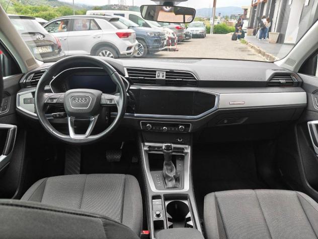 Audi Q3 35 TDI S tronic Business - Foto 8