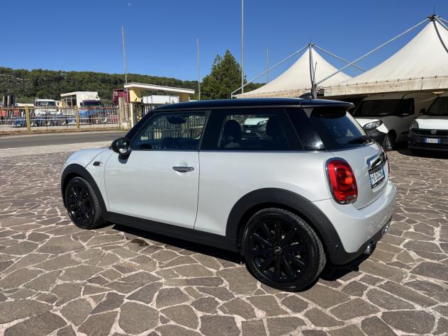 MINI Cooper D 1.5 116CV 3p Automatica Hype SPORT - Foto 2