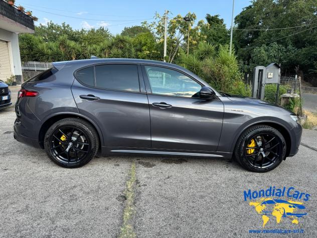 Alfa Romeo Stelvio 2.2 Turbodiesel 210 CV AT8 Q4 Veloce - Foto 4
