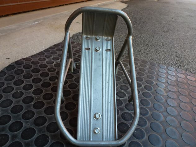 Portapacchi anteriore biciclette: unisex in alluminio perfetto e mai utilizzato. - Foto 8