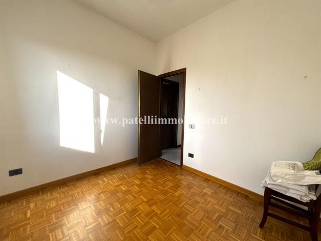 TRILOCALE CON AMPIO TERRAZZO, BOX E CANTINA – BERGAMO - Foto 17