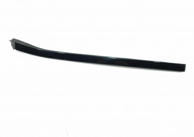 PROFILO LATO SINISTRO PARABREZZA MERCEDES Classe C Cabrio W205 A2056901782 OM 651.921 Diesel 2200 (16)