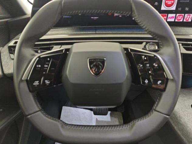PEUGEOT 3008 Hybrid 145 e-DCS6 Allure rif. 24199187 - Foto 10