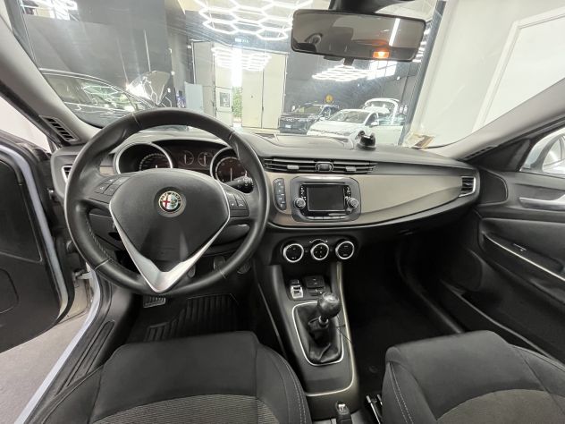 Alfa Romeo Giulietta 1.6 JTDM Distinctive 2015 - Foto 10