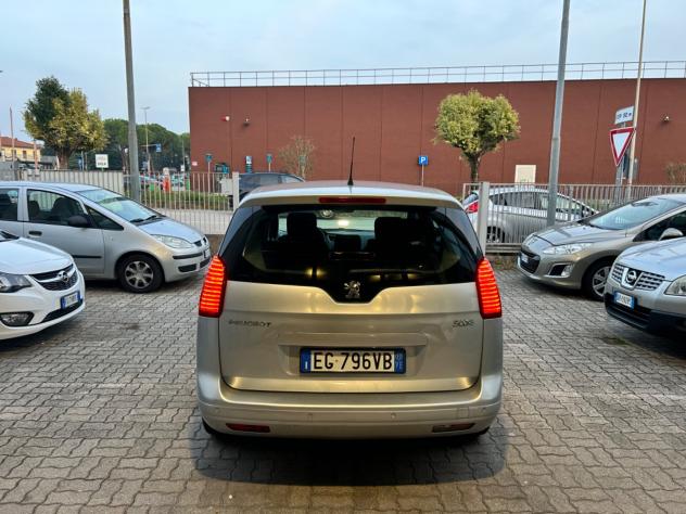 Peugeot 5008 1.6 HDi 112CV Premium - Foto 3