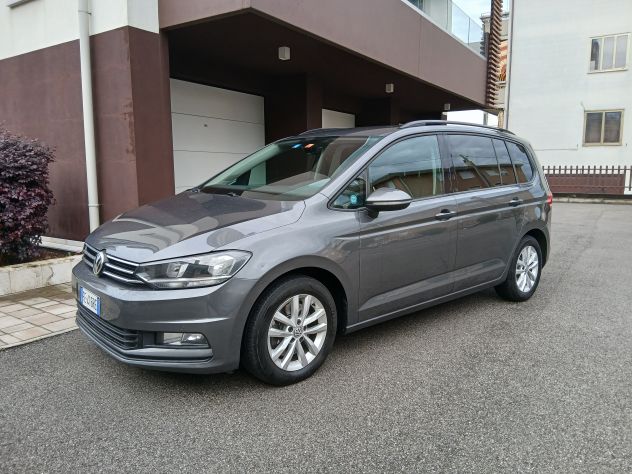 Vw Touran 1.4 Tsi 150 cv cambio DSG 7 posti finanziabile