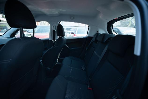 Peugeot 208 I 2015 5p 1.2 puretech Allure 82cv - Foto 9