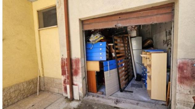 Immobile in asta di 100 m², box auto in vendita a Bastia Umbra - Foto 4