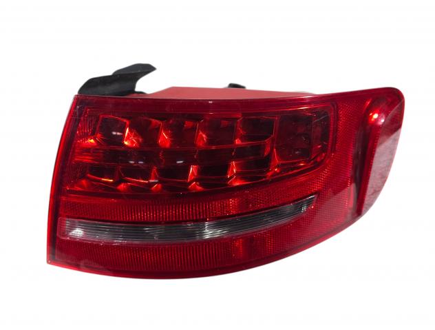 STOP FANALE POSTERIORE DESTRO AUDI A4 Avant (8K5) 8K9945096B (0815)