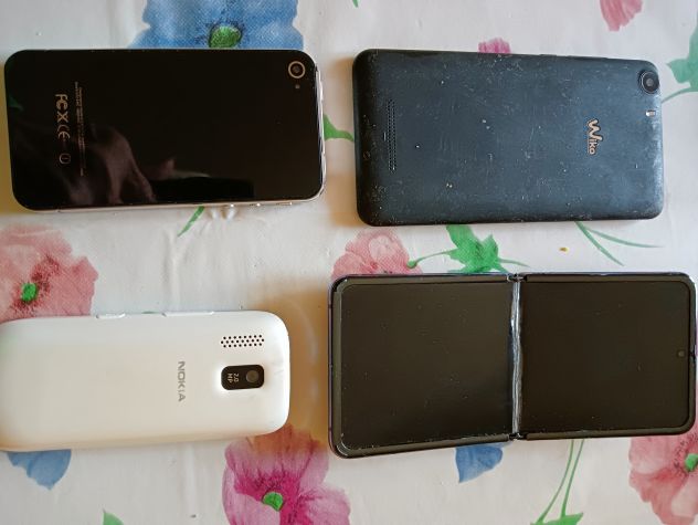 Stock cellulari per Pezzi di ricambio - Foto 2