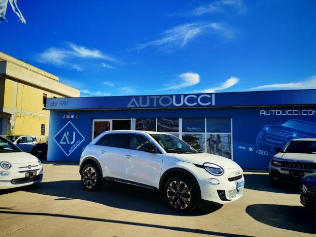 FIAT 600 Hybrid MHEV DCT La Prima 100 CV rif. 24216274 - Foto 3