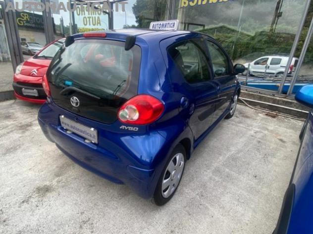 TOYOTA Aygo 1.0 12V VVT-i 5PORTE rif. 23996082 - Foto 4