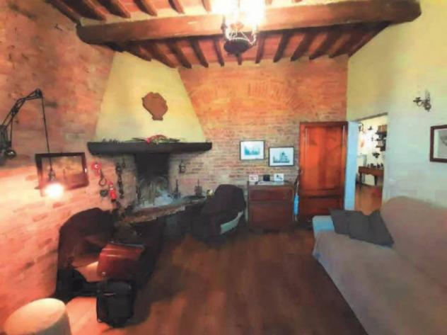 Immobile in asta di 210 m² con più di 5 locali in vendita a Montepulciano - Foto 3