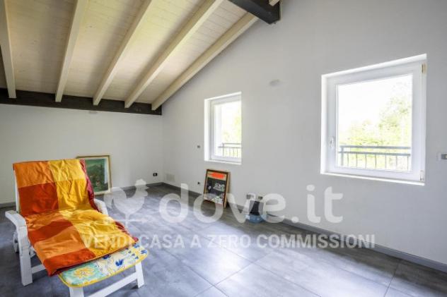 Villa di 300 m² con più di 5 locali e box auto in vendita a Rancio Valcuvia - Foto 10