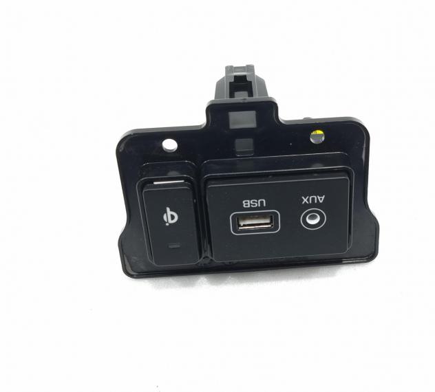 PRESA AUX/USB HYUNDAI Kona Serie 96120-J9500 (17) - Foto 2