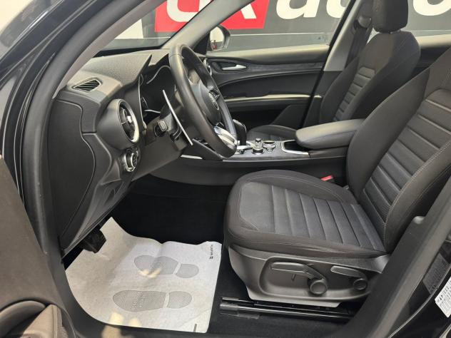 Alfa Romeo Stelvio Stelvio 2.2 Turbodiesel 190 CV AT8 Q4 Executive - Foto 10