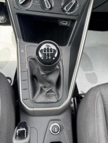 Volkswagen Polo 1.6 TDI 95CV 5P COMFORTLINE 2018 - Foto 9