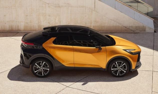 TOYOTA C-HR 1.8 HV GR Sport rif. 24050694 - Foto 7