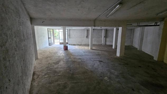 Magazzino in zona stazione