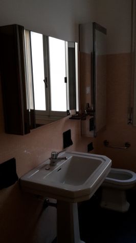 AFFITTASI stanza matrimoniale ad uso singolo in Zona Murri euro 500 - Foto 9