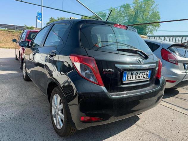 TOYOTA Yaris 1.0 5 porte Lounge rif. 23999673 - Foto 3