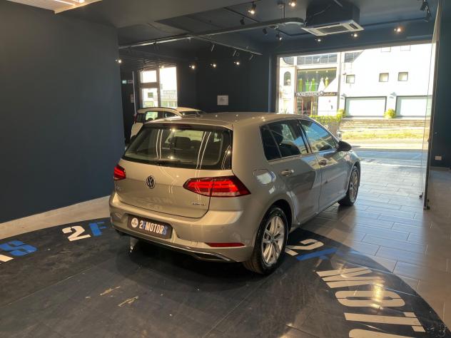 Volkswagen Golf VII 1.5 TGI 5p. Trendline BlueMotion Technology - Foto 4