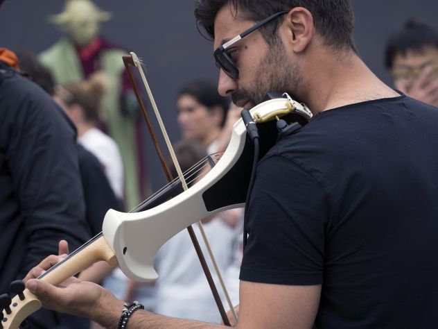 Violinista classico a Tradate