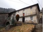 Rustico / Casale di 90 m² con 4 locali in vendita a Oneta
