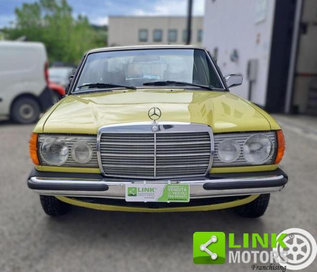 MERCEDES-BENZ 200 W123 rif. 23780944 - Foto 8