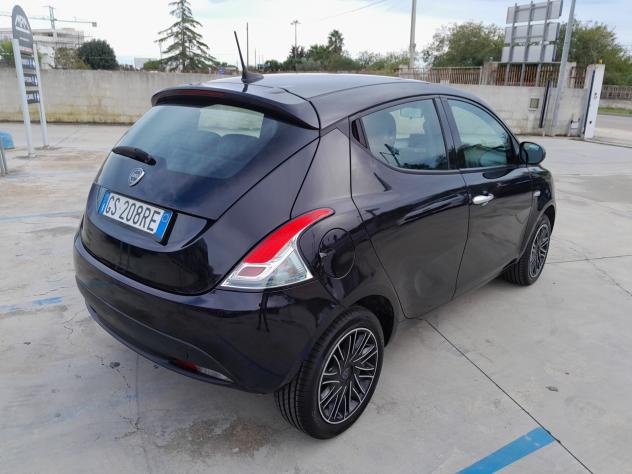 N2 LANCIA YPSILON 1.0 HYBRID S&S ORO - Foto 8