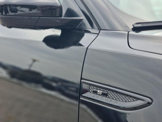 Jaguar E-Pace E-Pace 2.0D 150 CV AWD R-Dynamic S - Foto 9