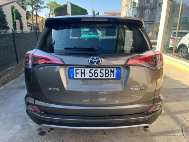 TOYOTA RAV 4 MY23 RAV4 2.0 D-4D 2WD Business rif. 24070356 - Foto 5