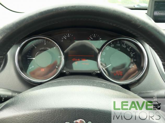 Peugeot 5008 2.0 HDi 150CV Fine (M1468) - Foto 10