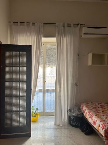 Monolocale arredato al secondo piano a via tribunali - Foto 7