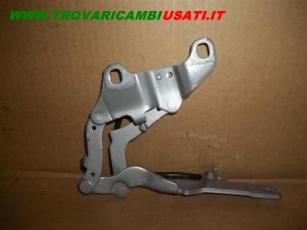 CERNIERA COFANO ANT.S. NERO BMW Serie 3 E91 Touring  Carrozzeria  Lamierati esterni  Cofano  Cerniera cofano  BMW - Serie 3 E90 4 porte - 01-02-2005 -