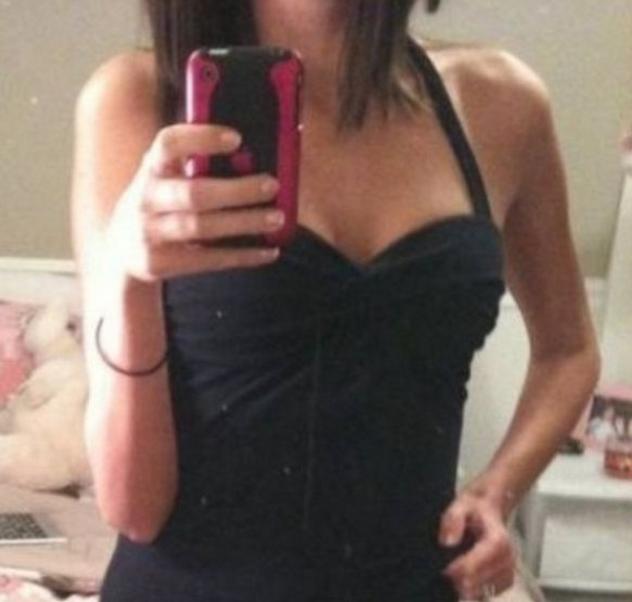 Donna di Matera, 27 anni. Fisico Magro Tel: