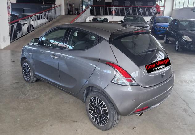Lancia Ypsilon Ypsilon 1.0 firefly hybrid Platino s&s 70cv - Foto 4