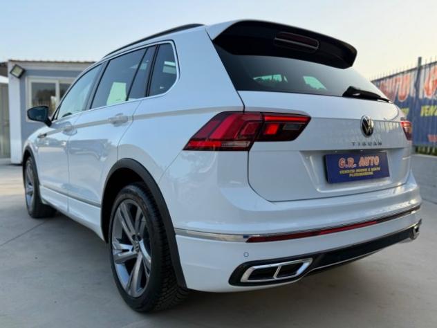 VOLKSWAGEN Tiguan 2.0 TDI R-Line TETTO APRIBILE rif. 24093058 - Foto 8