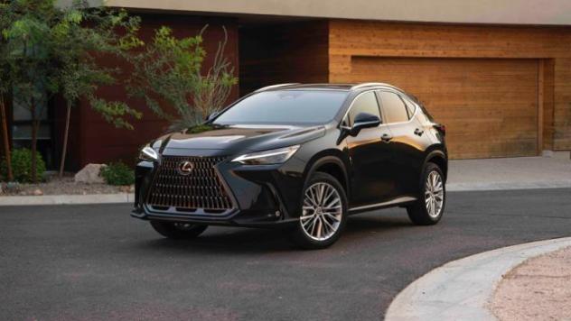 LEXUS NX 450h Plug-in 4WD Luxury rif. 23255872