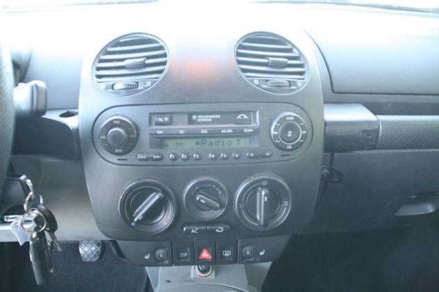 Volkswagen New Beetle 1.6 benzina - Foto 9