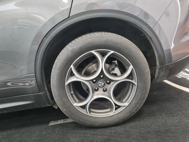 Alfa Romeo Stelvio 2.2 Turbodiesel 210 CV AT8 Q4 Super - Foto 9